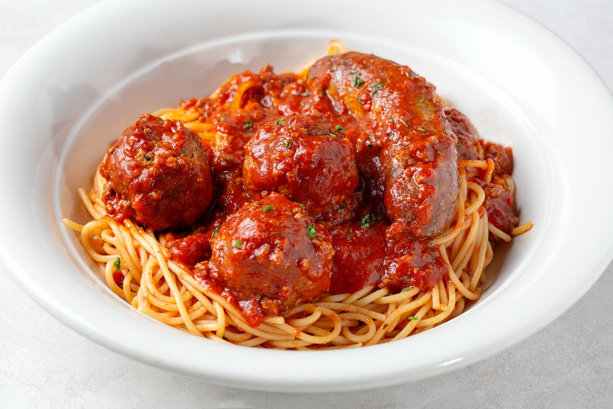 Order MAMA'S SPAGHETTI FEAST food online from Johnny Carino store, Greenwood on bringmethat.com