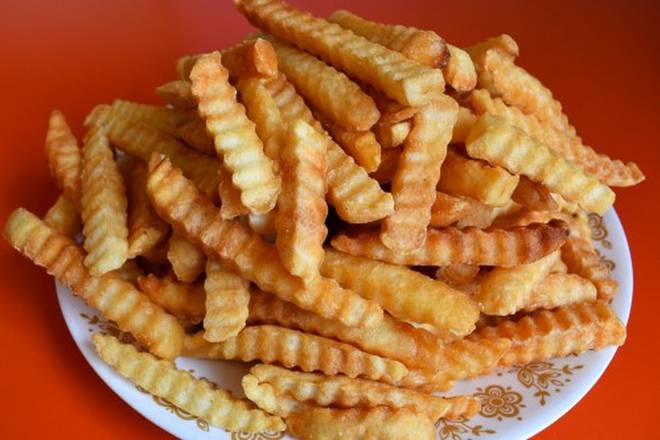 Order French Fries food online from Chicken Delight store, North Bergen on bringmethat.com