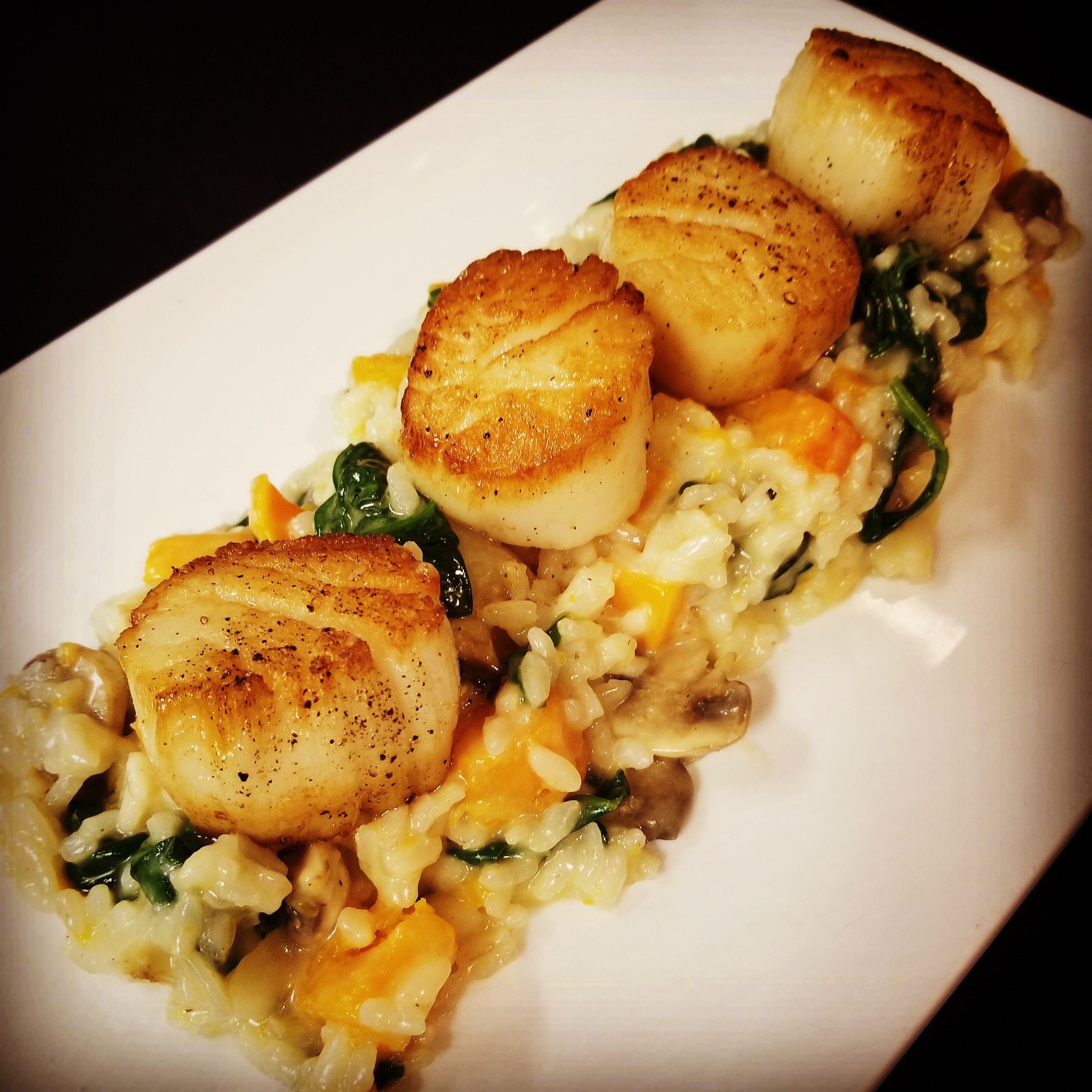 Order Seared Colossal Scallops food online from Tavolo Wine Bar & Tuscan Grille store, Providence on bringmethat.com