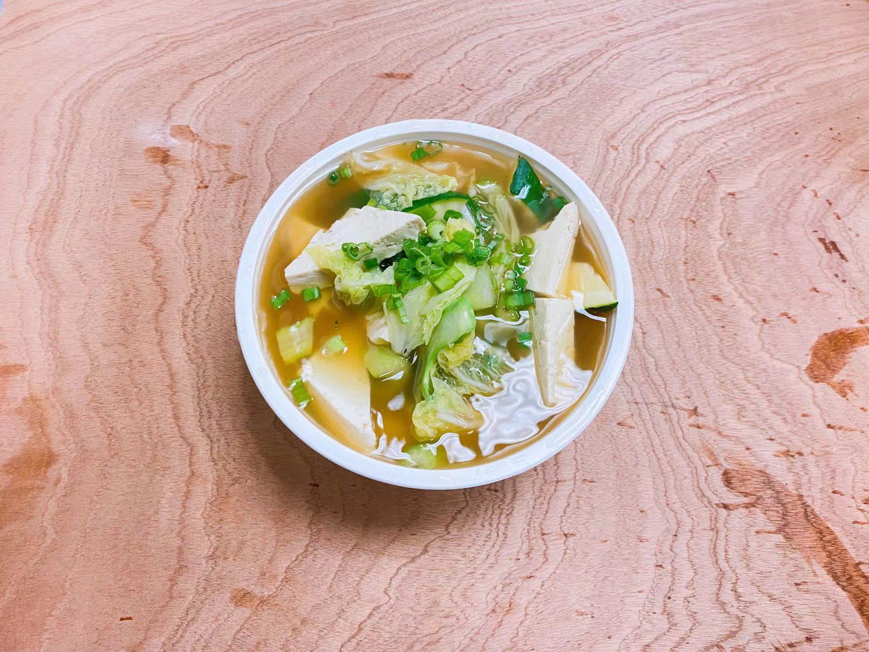 Order Tofu w/ Mix Vegetable Soup food online from Panpan Wok store, Oceanside on bringmethat.com