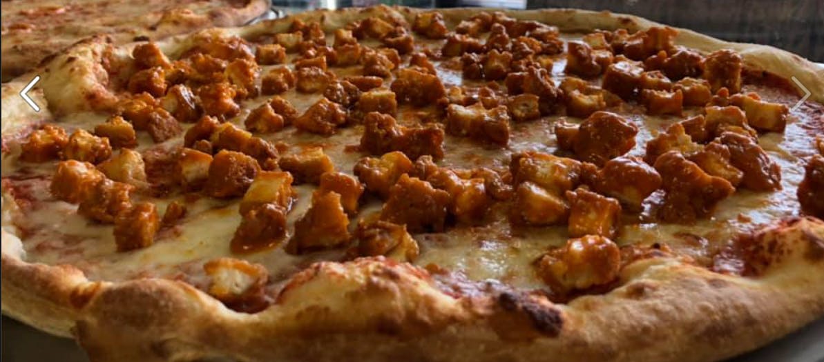 Order Buffalo Chicken Pizza - Small 10'' food online from North End Pizza store, Oviedo on bringmethat.com