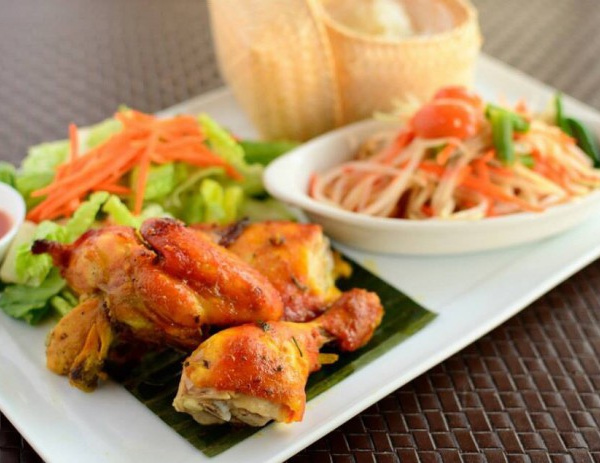 Order Thai House Chicken and Noodle Salad food online from The Thai House store, Las Vegas on bringmethat.com