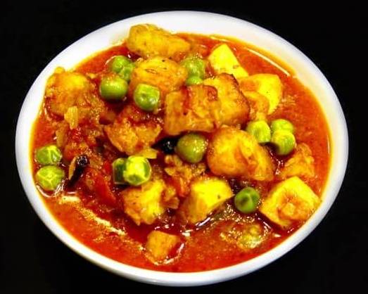 Order Mutter Paneer food online from Spice 36 store, Marietta on bringmethat.com