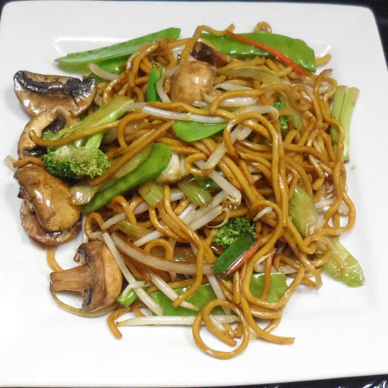 Order 34. Vegetable Lo Mein food online from China Joy Restaurant store, Jacksonville on bringmethat.com