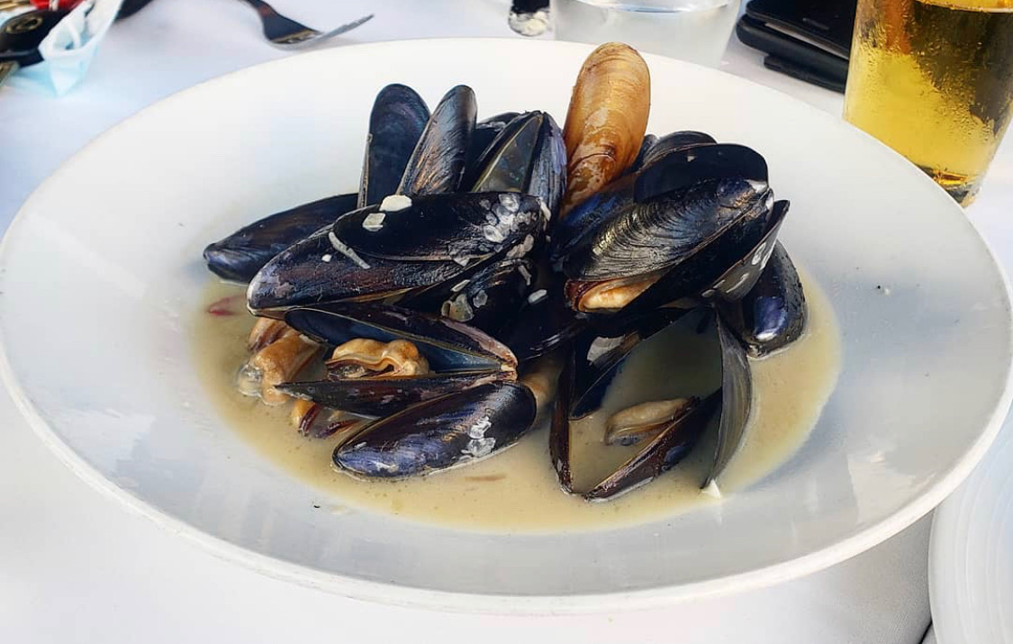 Order Mussels and Frites food online from Parc Bistro-Brasserie store, San Diego on bringmethat.com