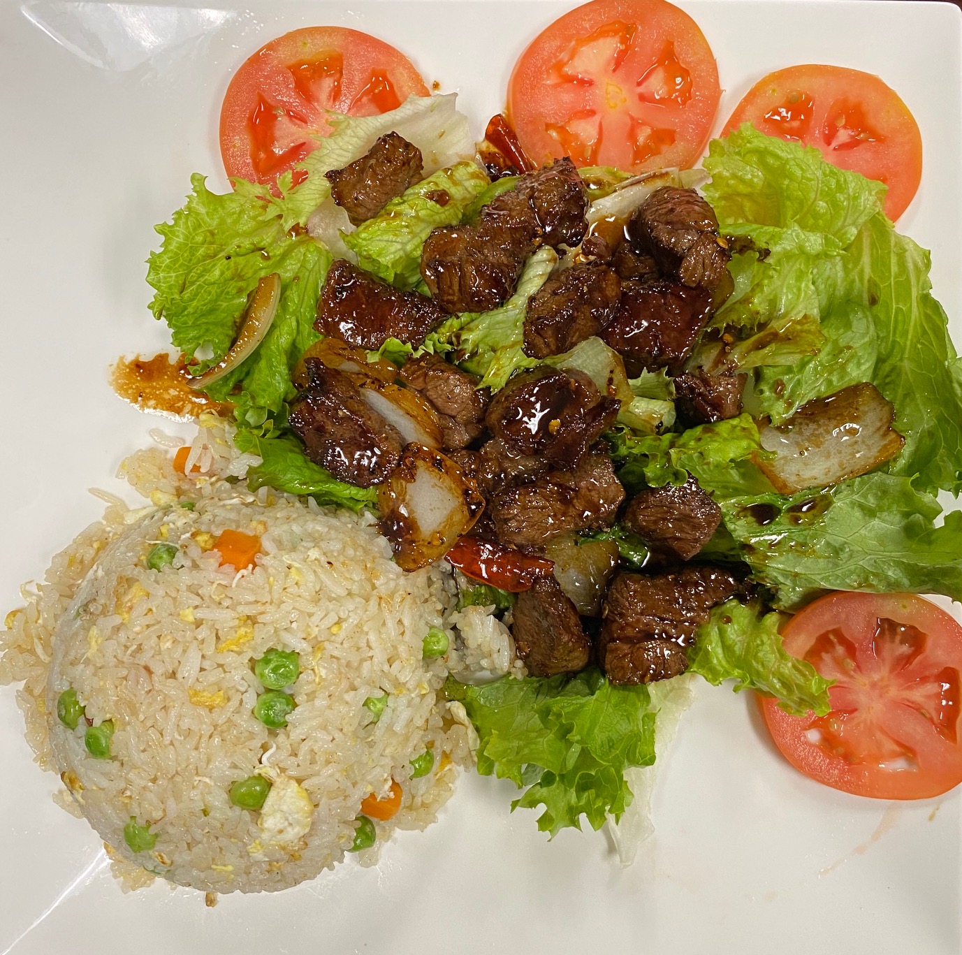 Order 40. Stir Fried Cube Beef Rice food online from Pho Newyork store, Richmond on bringmethat.com