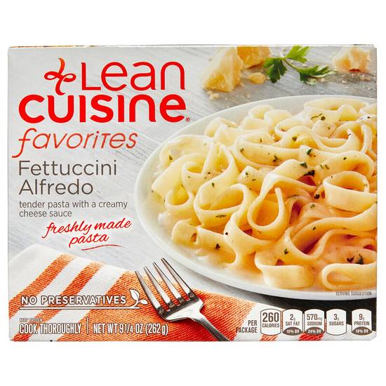 Order Lean Cuisine Favorites Frozen Fettuccini Alfredo Meal 9.5oz food online from Everyday Needs by Gopuff store, Newark on bringmethat.com