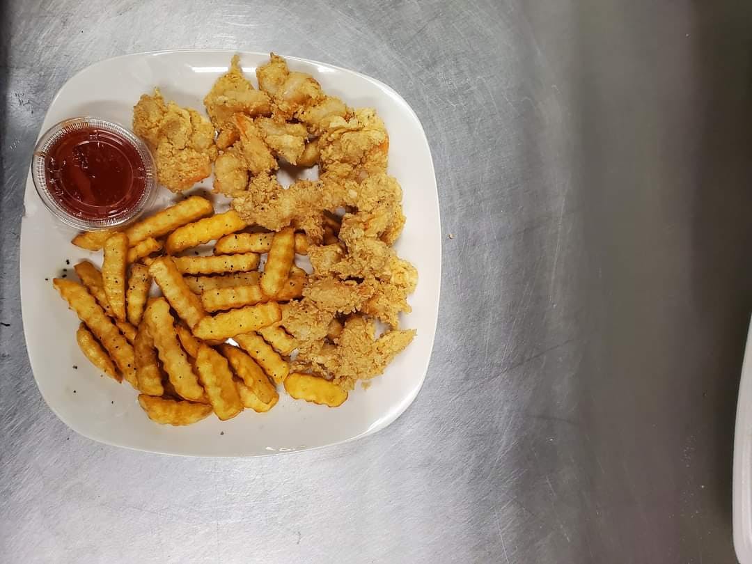 Order Fried Shrimp with Fries - 10 Pieces food online from Big D & Chef T store, Bath on bringmethat.com