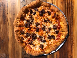 Order Italian Sausage Pizza food online from Golden Road Brewing store, Huntington Beach on bringmethat.com