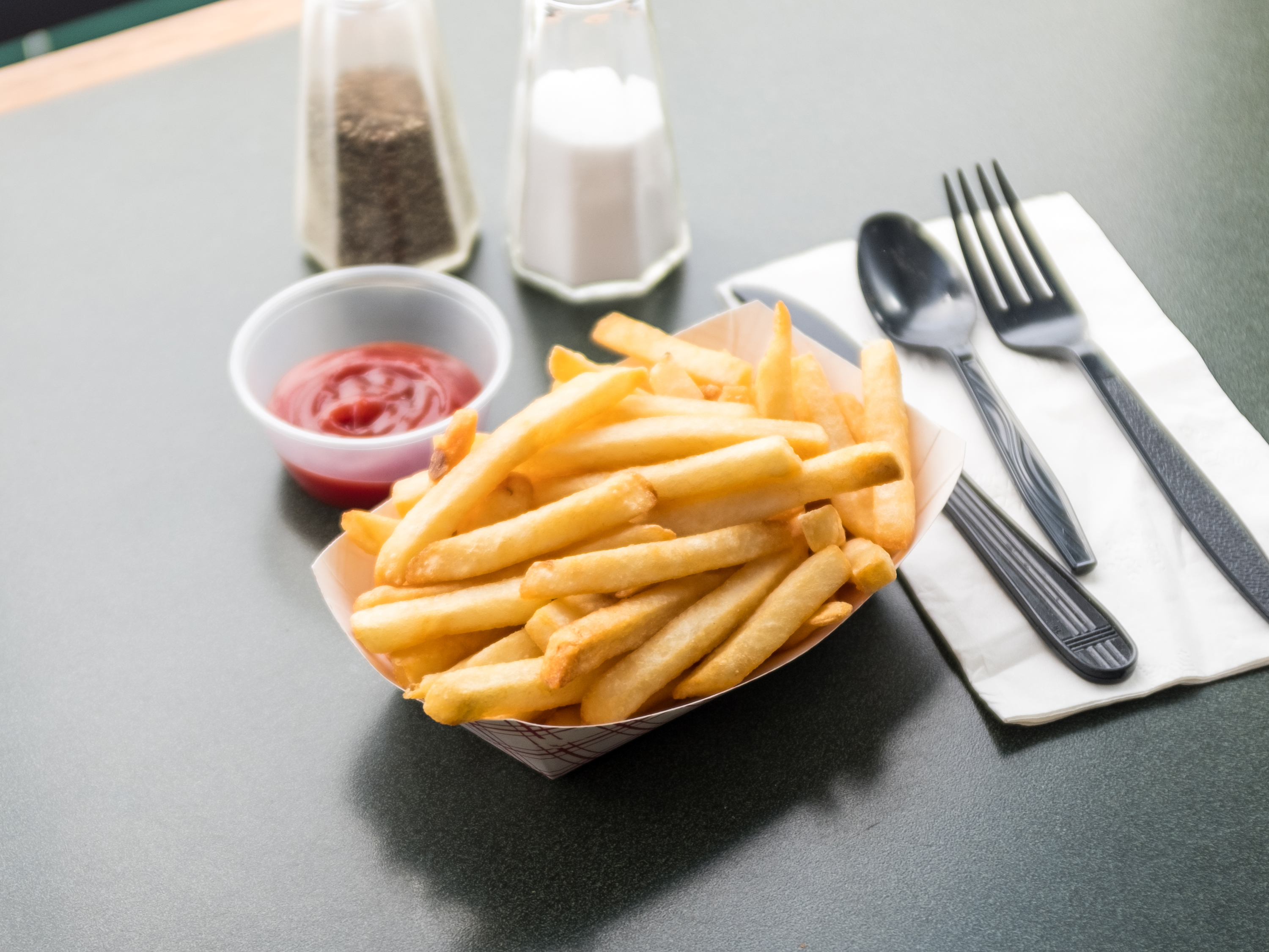 Order French Fries food online from Little Anthony's store, Media on bringmethat.com