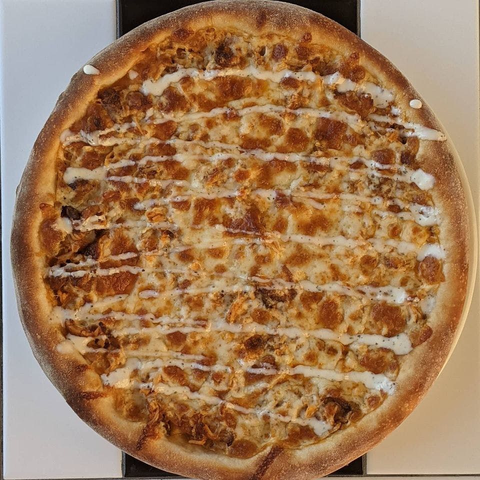 Order Buffalo Chicken Pizza - Medium 14" food online from Lucino Pizza store, Las Vegas on bringmethat.com