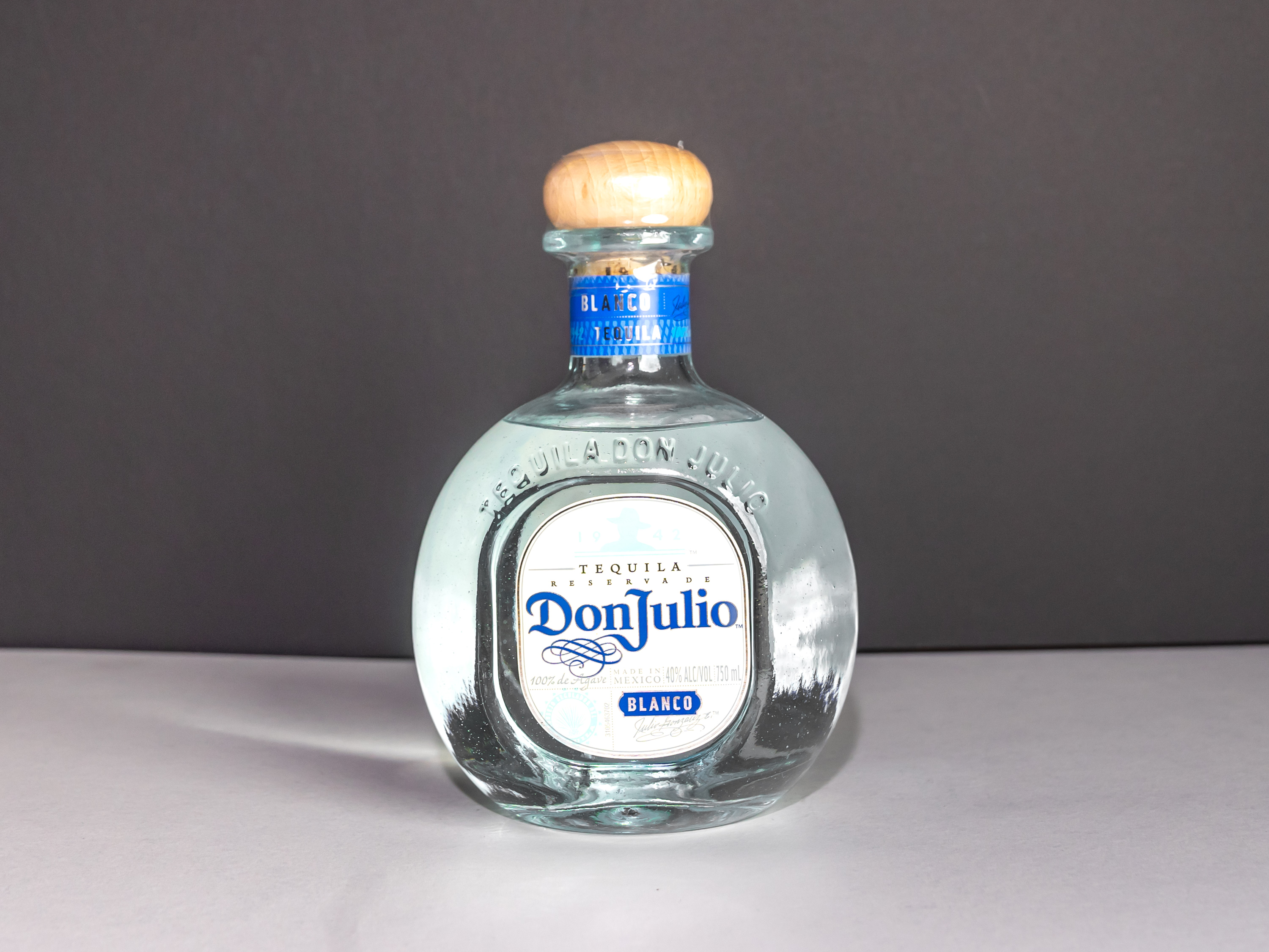 Order Don Julio Blanco, 750 ml Tequila food online from State Market store, San Francisco on bringmethat.com