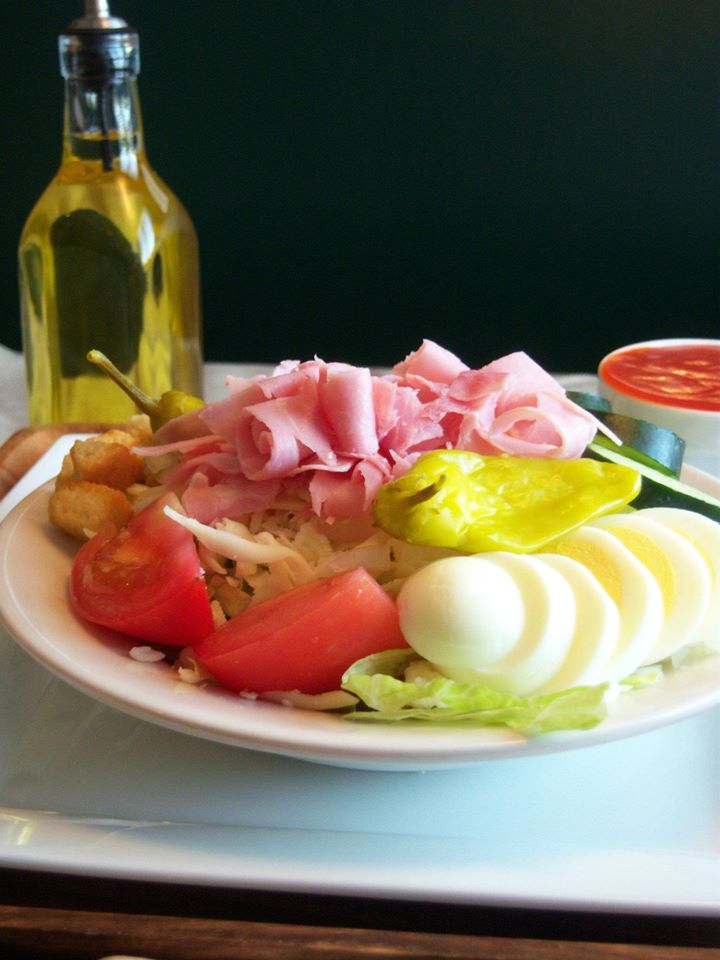 Order House Salad food online from Creno's Pizza East store, Zanesville on bringmethat.com