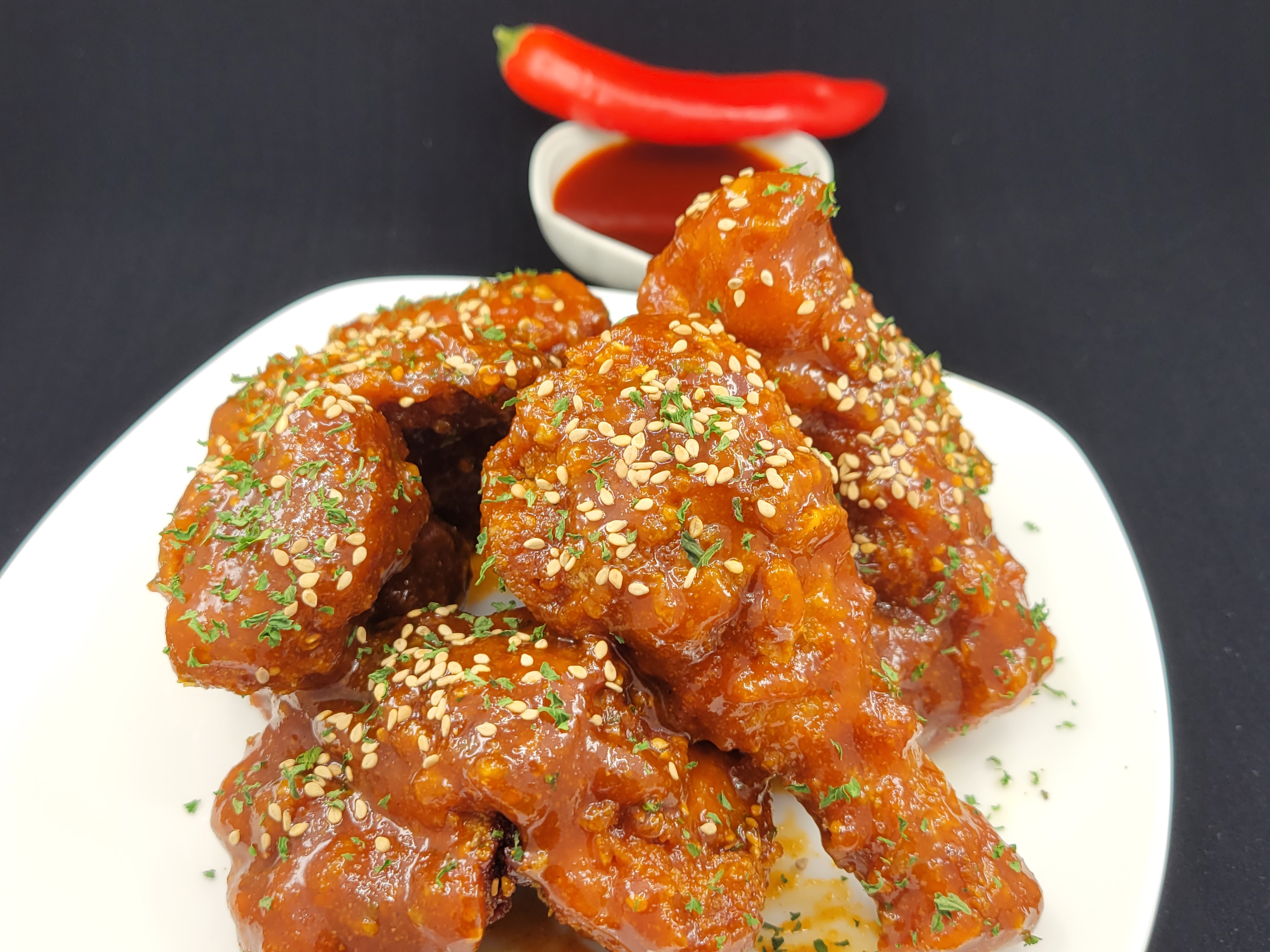 Order T4.️️Hot Sweet & Spicy Chicken / 핫 양념 치킨 food online from Food Avenue store, Ridgefield on bringmethat.com