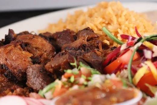 Order Carnitas Plate food online from Taqueria Corona store, Forest Grove on bringmethat.com