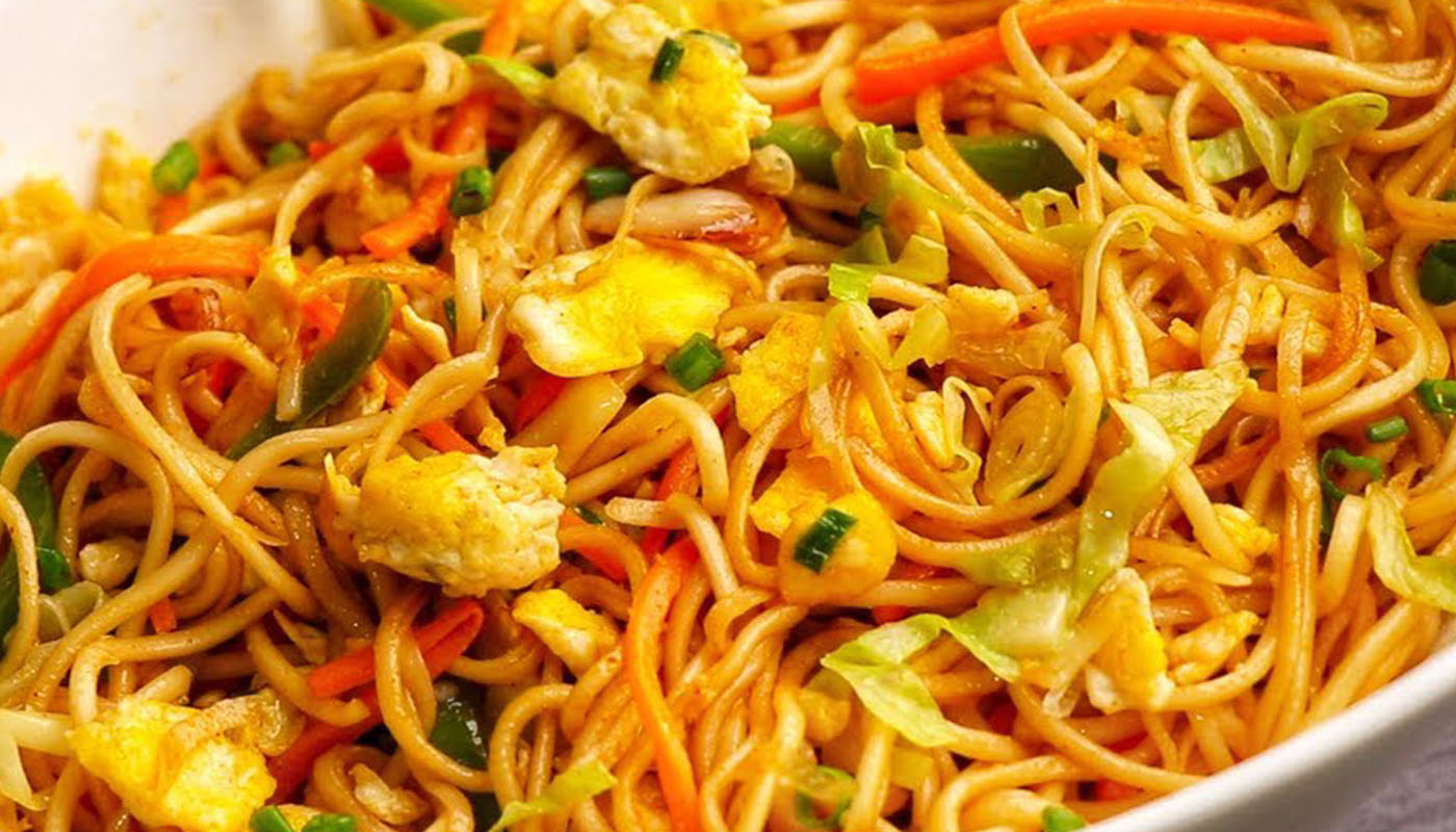 Order Momo King Mixed Chowmein-Premium food online from Momo King store, Mountain View on bringmethat.com
