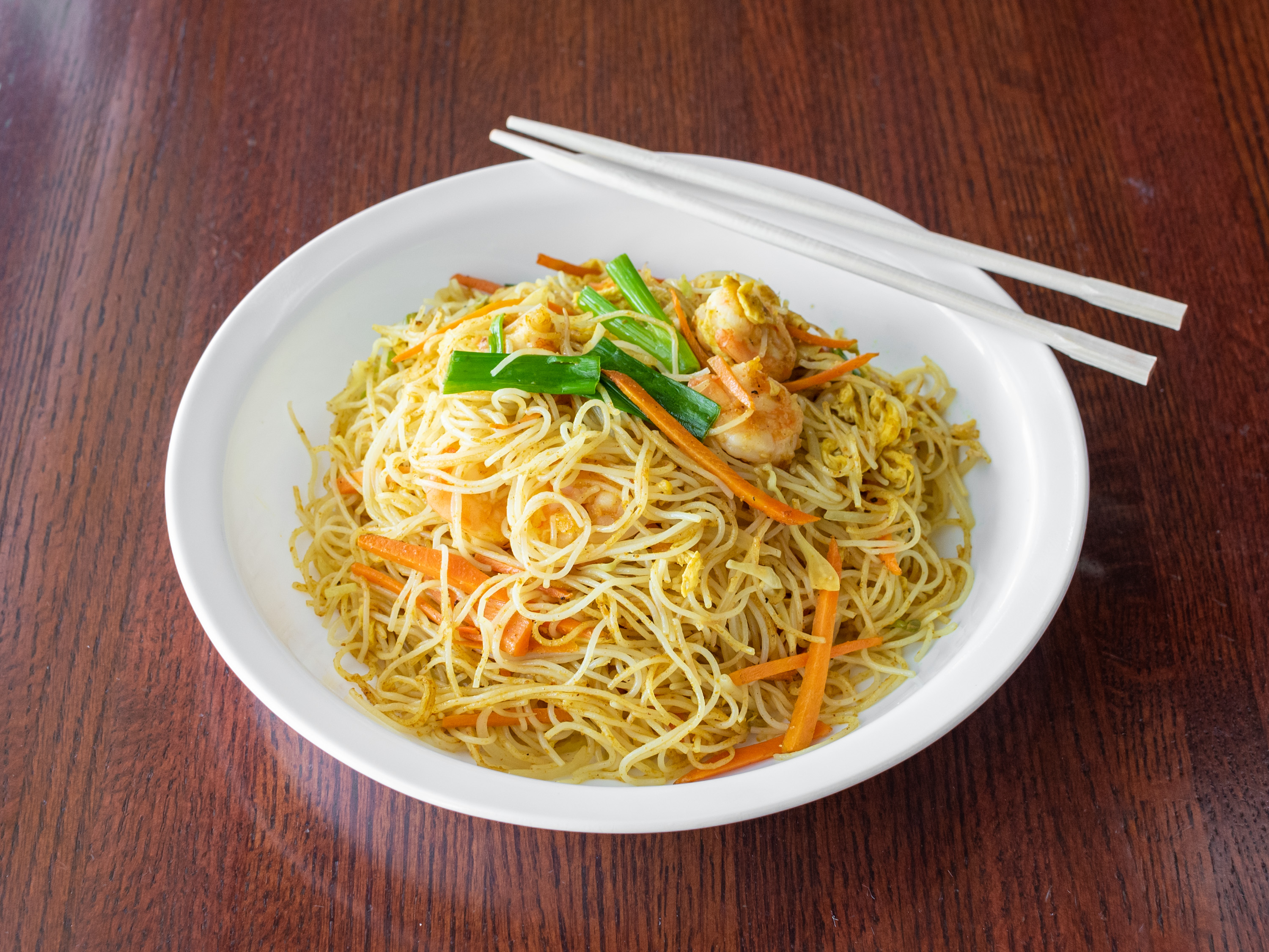 Order Singapore Rice Noodle with Curry food online from China Cafe Likeng Huang store, Chantilly on bringmethat.com