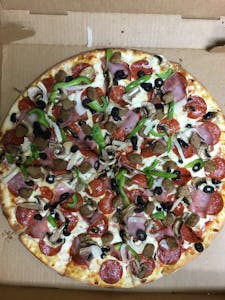 Order Supreme Pizza food online from Upper Crust Pizzeria & Deli store, Columbia on bringmethat.com