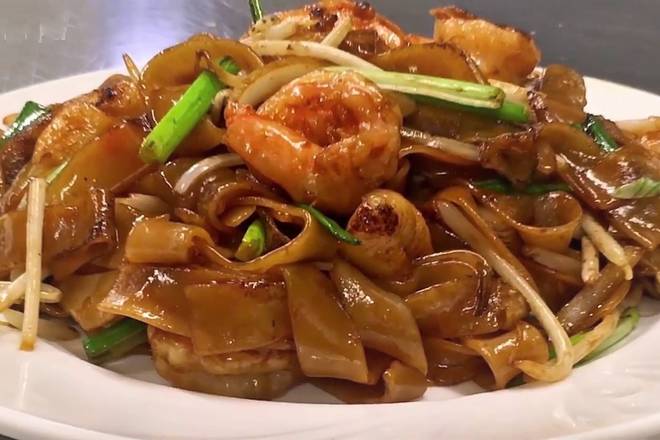 Order Shrimp Chow Foon戀.   .   虾炒河 food online from China Boy store, Washington on bringmethat.com