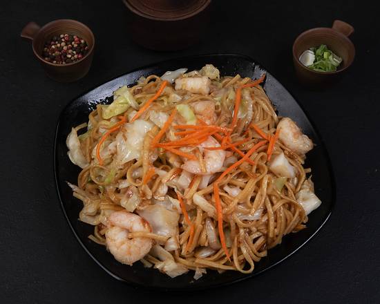 Order 虾仁炒面 Shrimp Chow Mein food online from Hi House store, Irvine on bringmethat.com