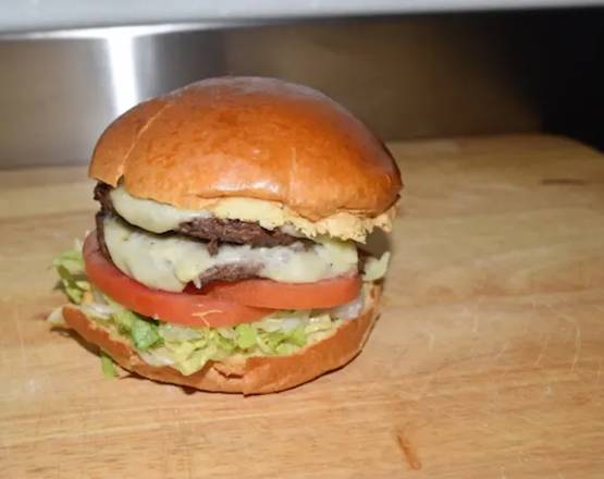 Order Cheeseburger food online from Cuzino Family Kitchen store, Wilmington on bringmethat.com