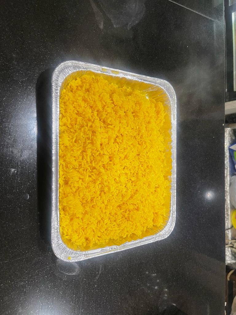 Order Arroz Amarillo Peq. / Yellow Rice Small food online from La estrella del castillo store, Brooklyn on bringmethat.com