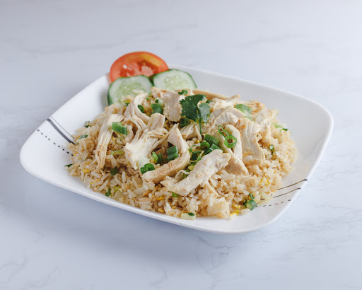 Order R1. Chicken Fried Rice food online from Pho & Grill store, Montgomery Village on bringmethat.com
