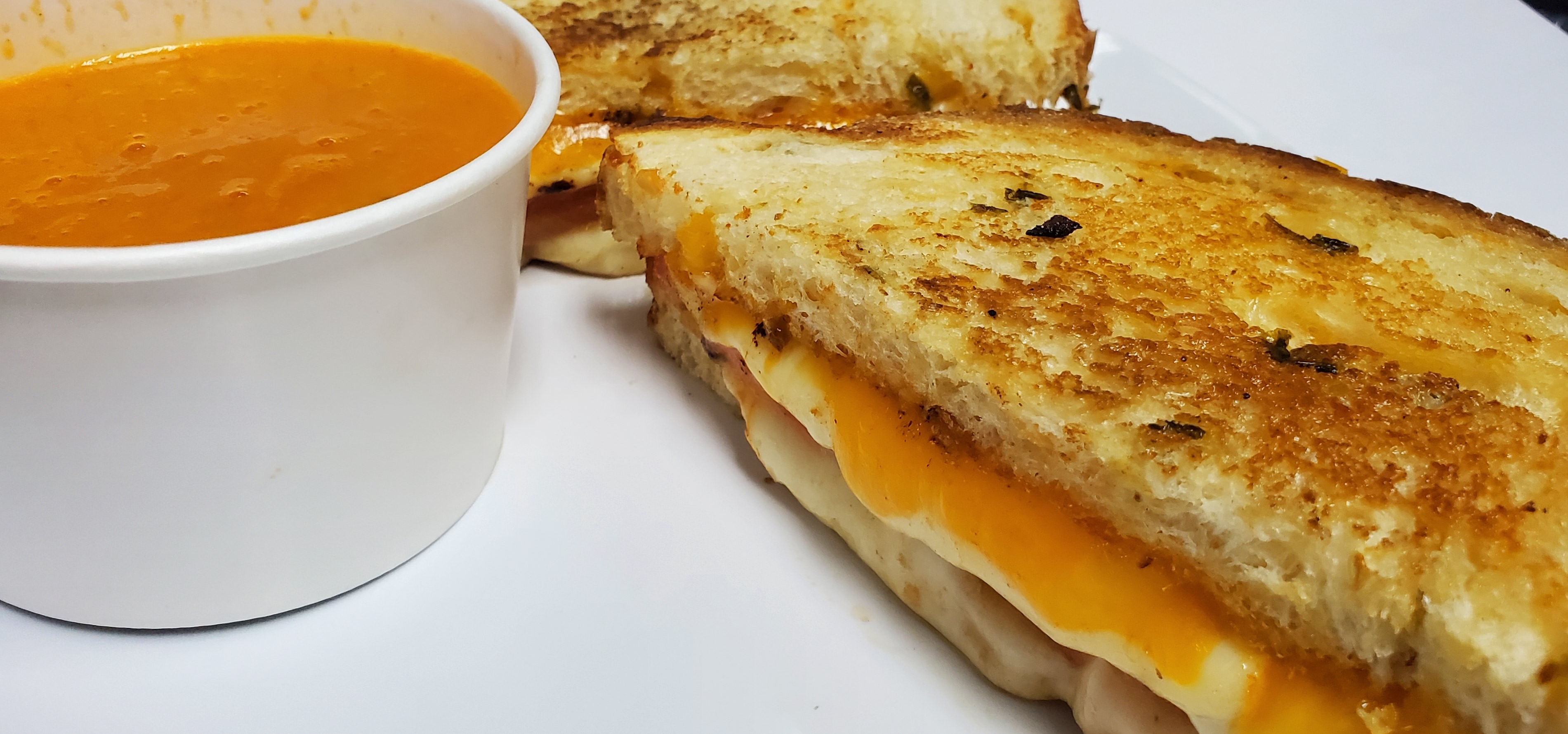 Order Zoe's Famous Grilled Cheese Melt food online from The Bee Hive Market and Deli store, Whittier on bringmethat.com