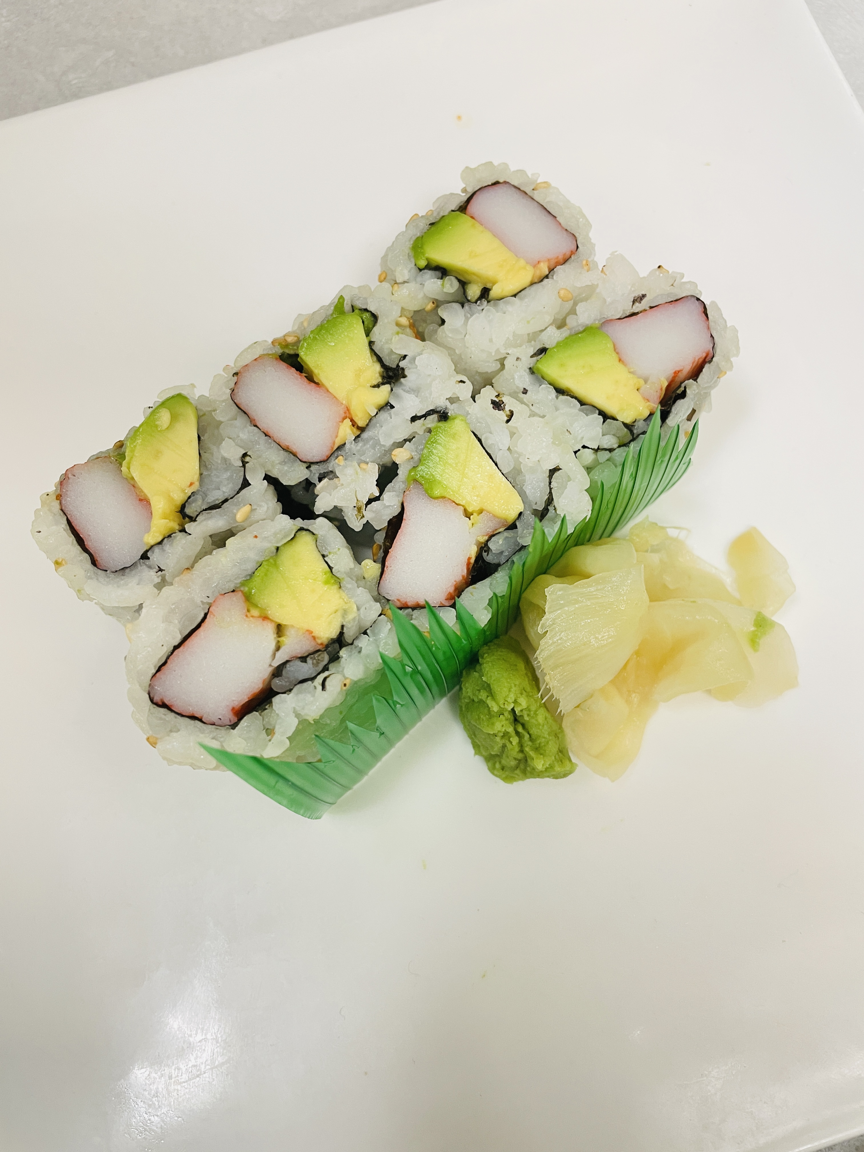 Order 04. California Roll food online from Yama Fuji Sushi store, Briarcliff Manor on bringmethat.com