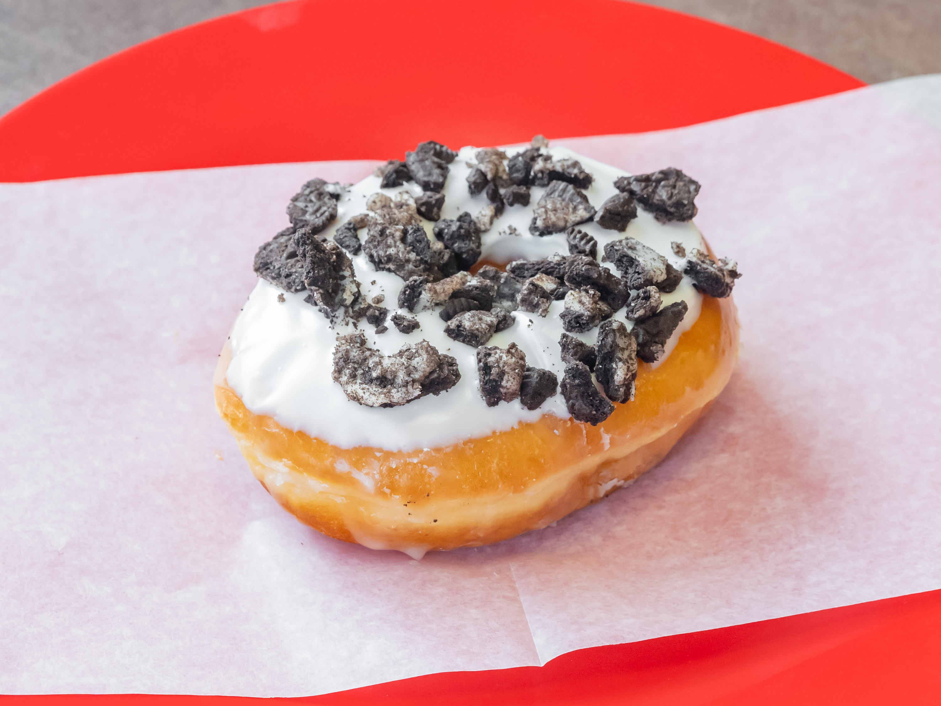 Order 5. Oreo Cookies N Cream Donut food online from Donut Chef store, Roseville on bringmethat.com