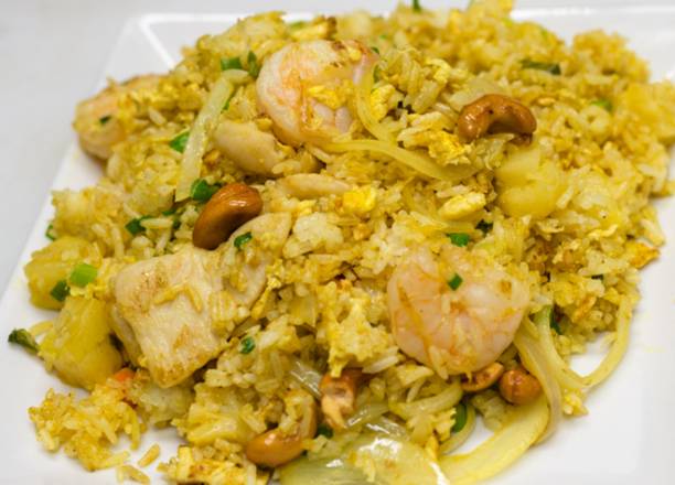 Order Pineapple Curry Fried Rice food online from Go china store, Pasadena on bringmethat.com
