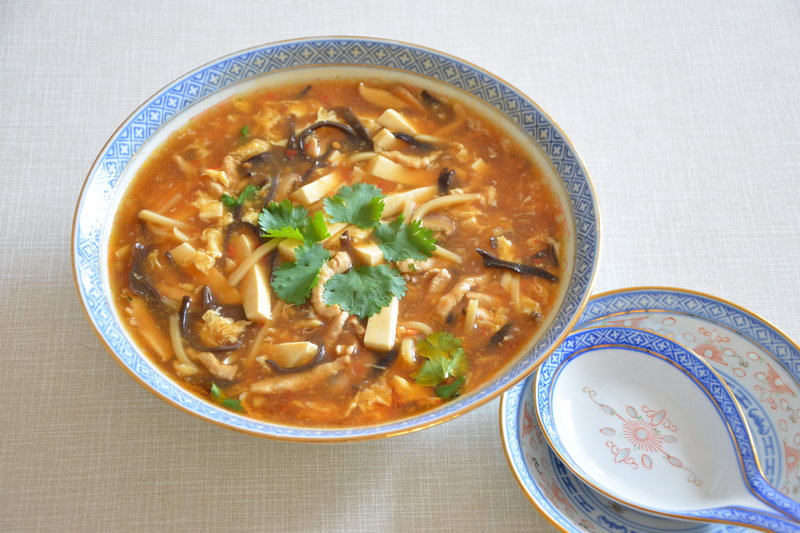 Order 10. Hot and Sour Soup food online from New Wong Chinese Restaurant store, Wickliffe on bringmethat.com