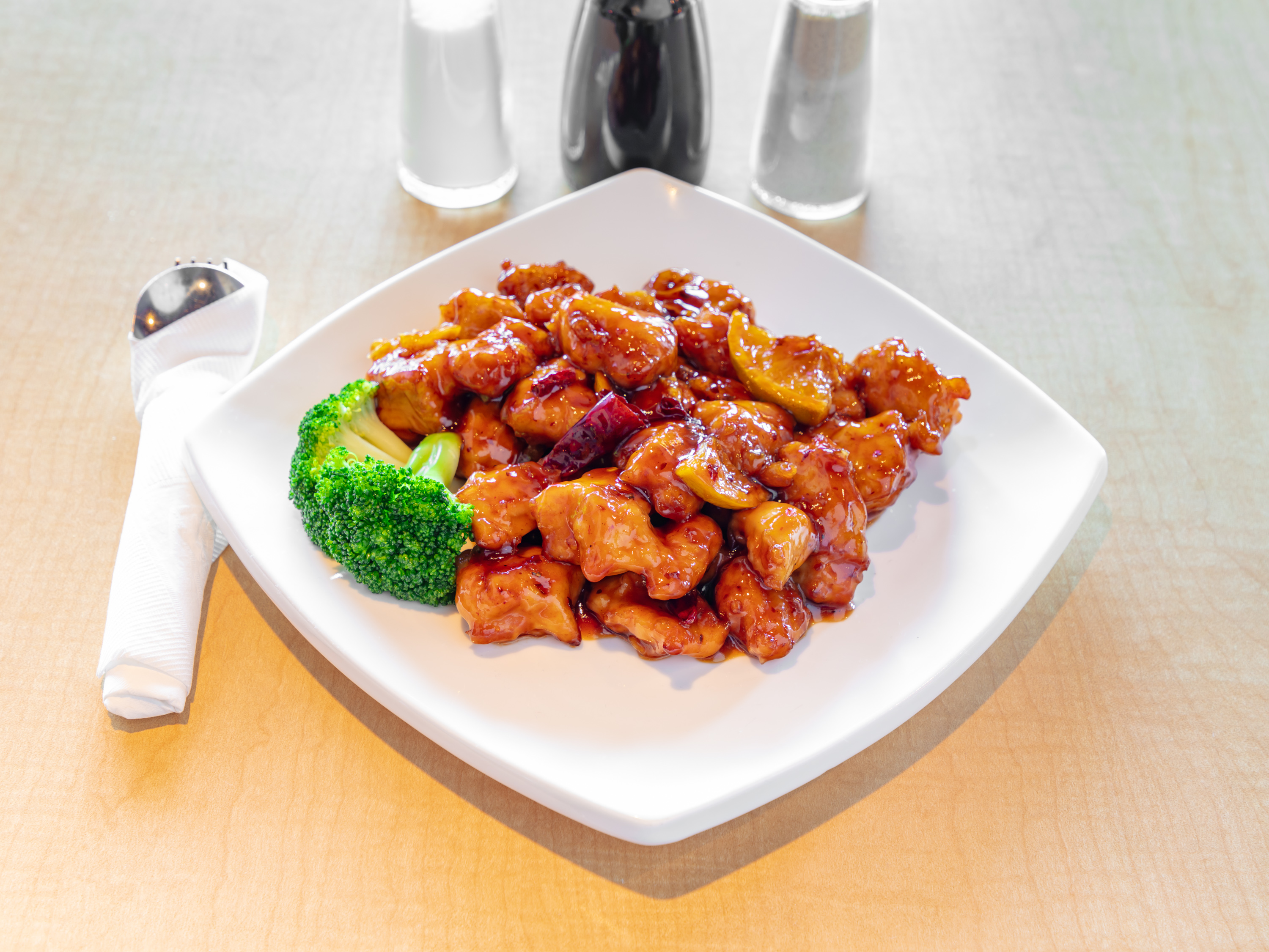 Order Orange Peel Chicken food online from Golden China store, Southlake on bringmethat.com