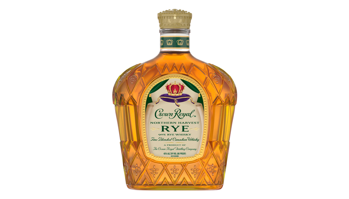 Order Crown Royal Northern Harvest Rye Blended Canadian Whisky 750mL food online from Country Cousins Liquor & Jr Market store, Sylmar on bringmethat.com