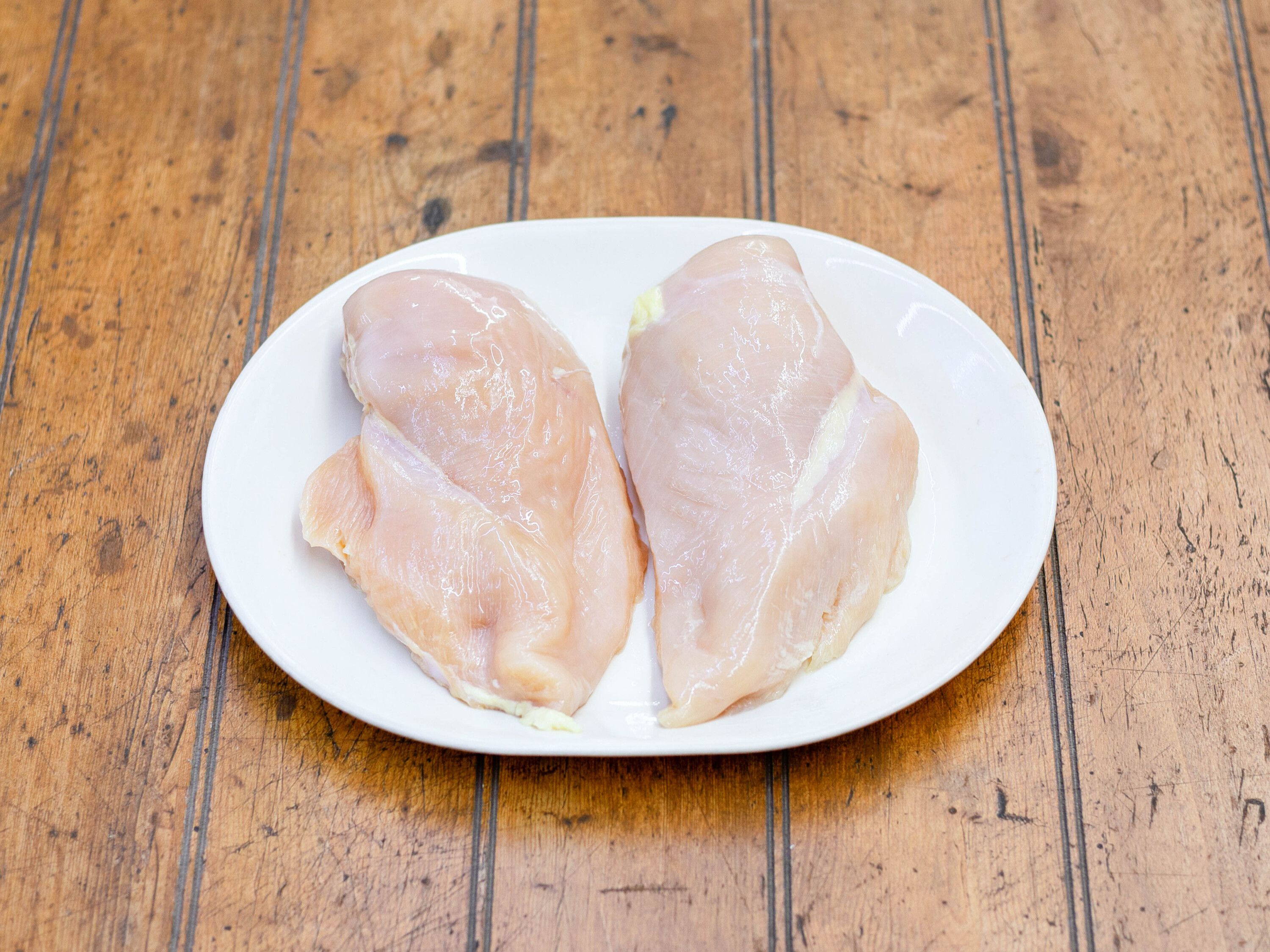 Order Chicken Breast food online from Yaseen Zabiha Halal Meat And Grocers store, Chicago on bringmethat.com