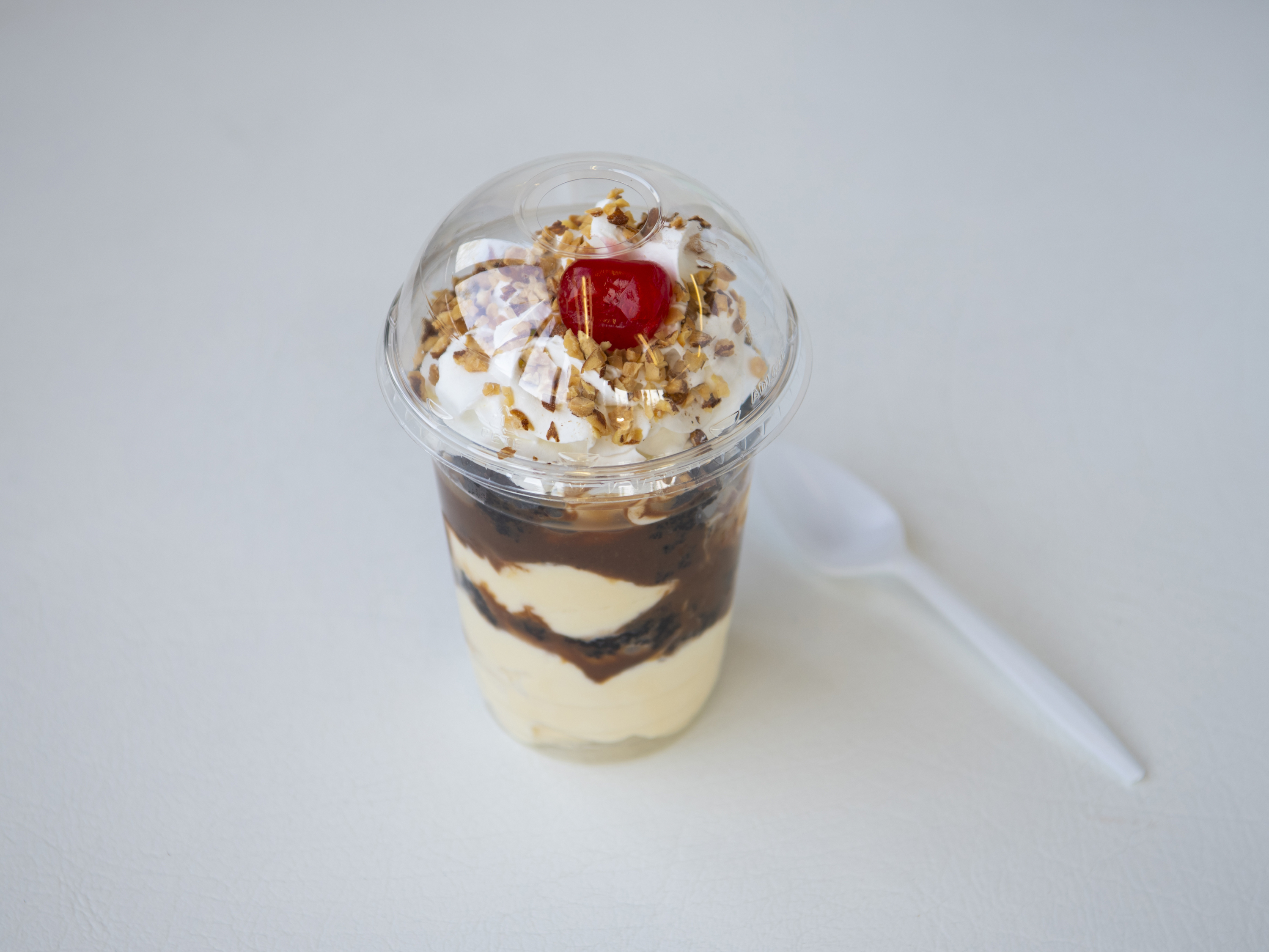 Order Build Your Own Combo Sundae food online from Loards Ice Cream store, San Leandro on bringmethat.com