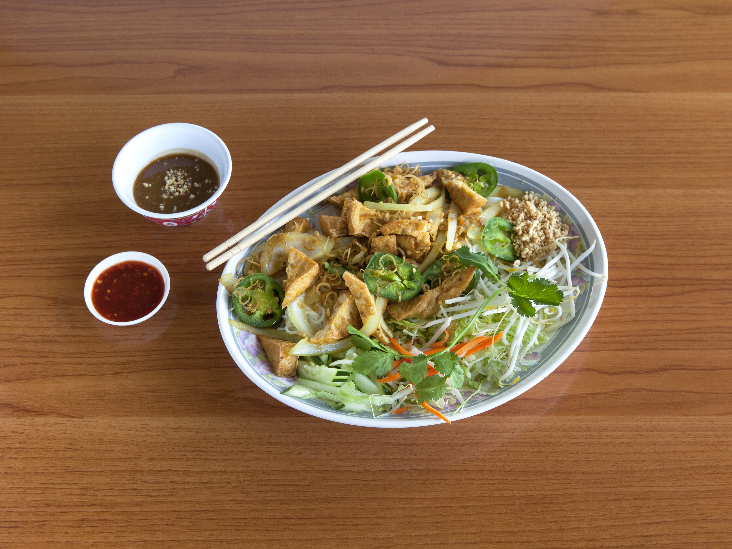 Order V11. Vermicelli with Spicy Lemongrass Tofu food online from Pho Kobe store, Torrance on bringmethat.com