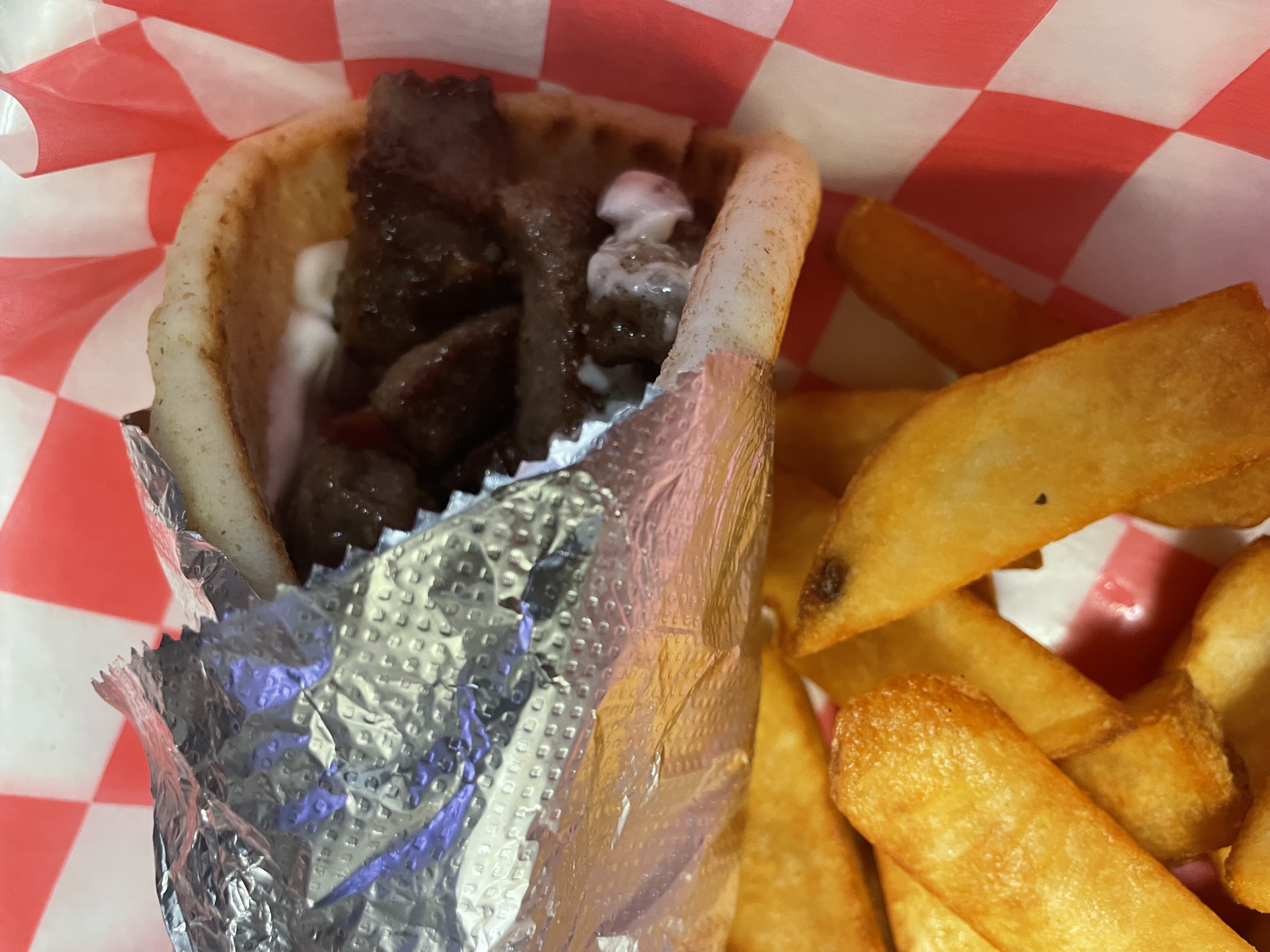 Order Classic Gyros Sandwich food online from Billie Burgers And Beers store, Lebanon on bringmethat.com