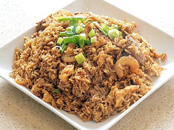 Order 117. Combination Fried Rice food online from King Wok Gourmet Asian store, Chicago on bringmethat.com