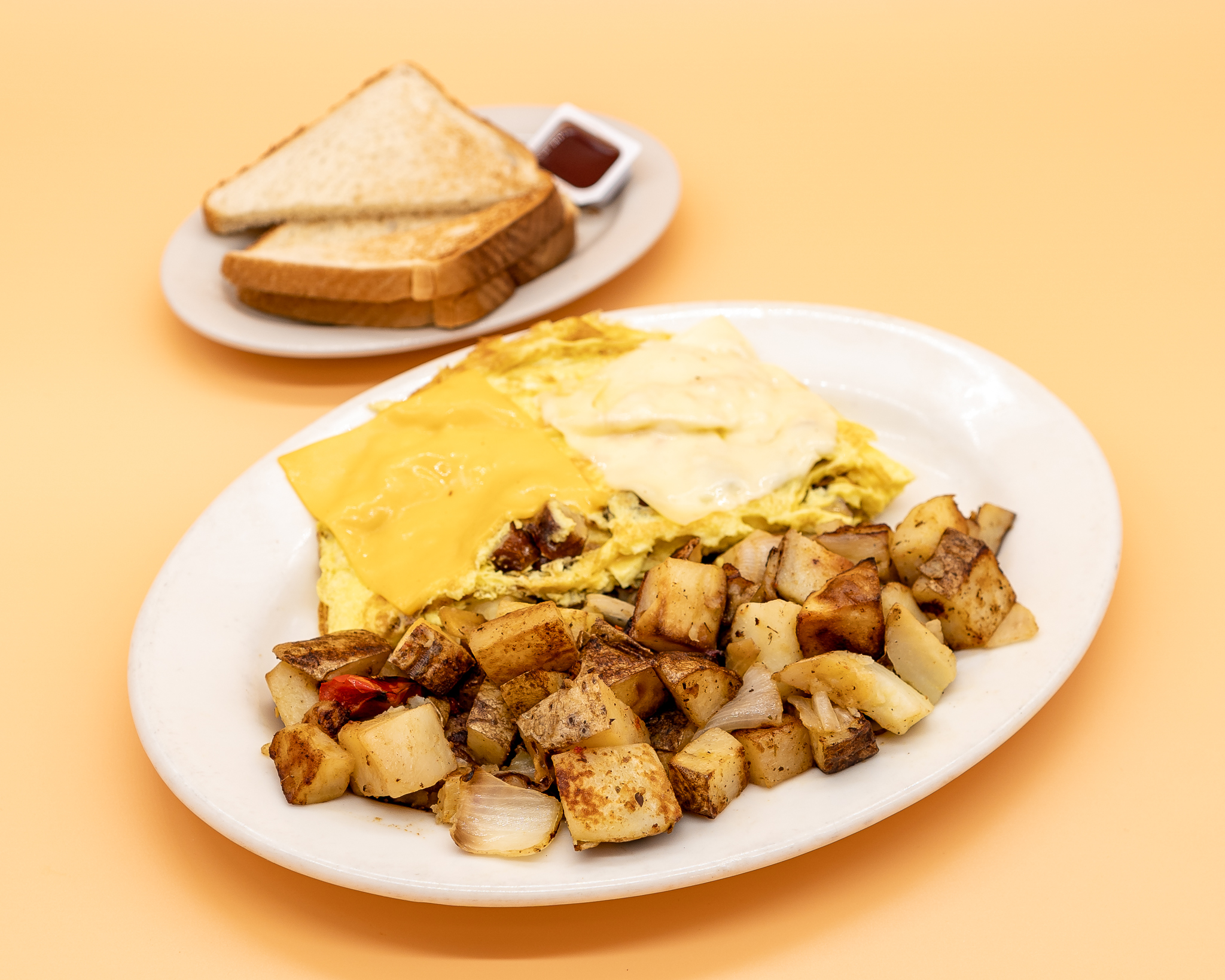 Order Sausage Omelette food online from Gus Jr store, Los Angeles on bringmethat.com