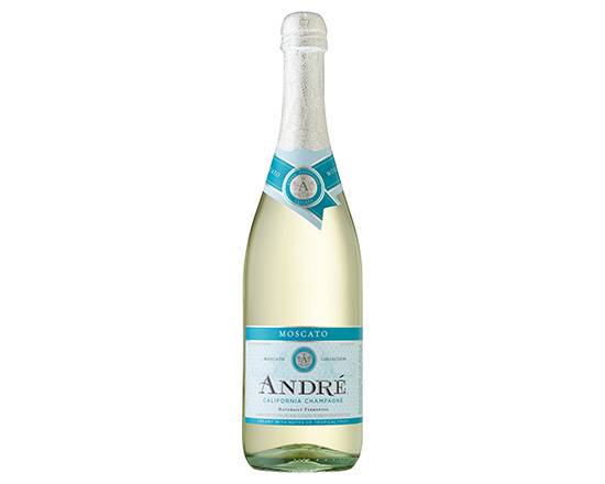 Order Andre Moscato, 750mL champagne (9.5% ABV) food online from Kenny Liquor Market store, ANAHEIM on bringmethat.com