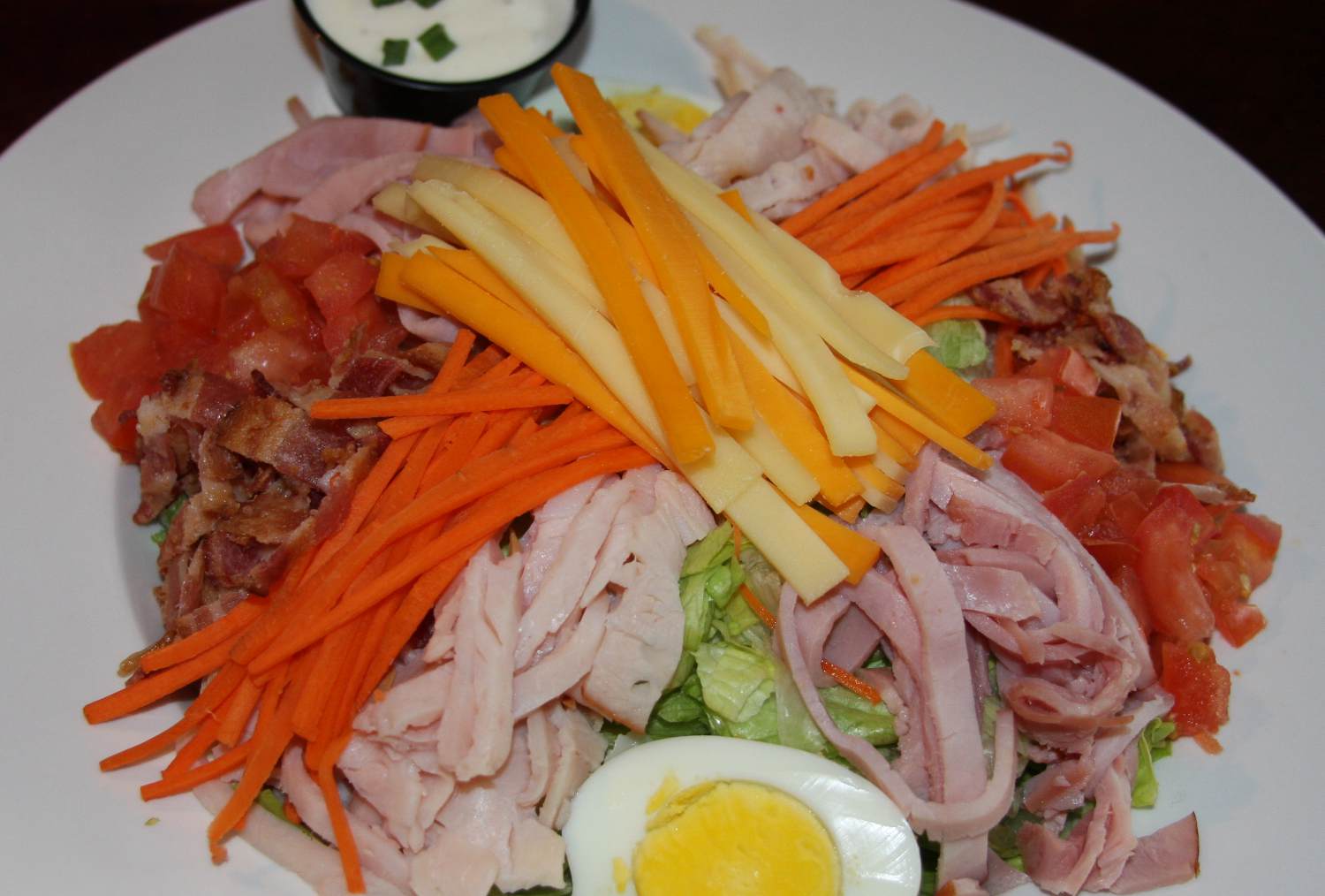 Order Chef Salad food online from Gordo Pub & Grill store, Cincinnati on bringmethat.com