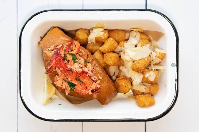 Order Lobster Roll food online from Brown Bag Seafood store, Chicago on bringmethat.com
