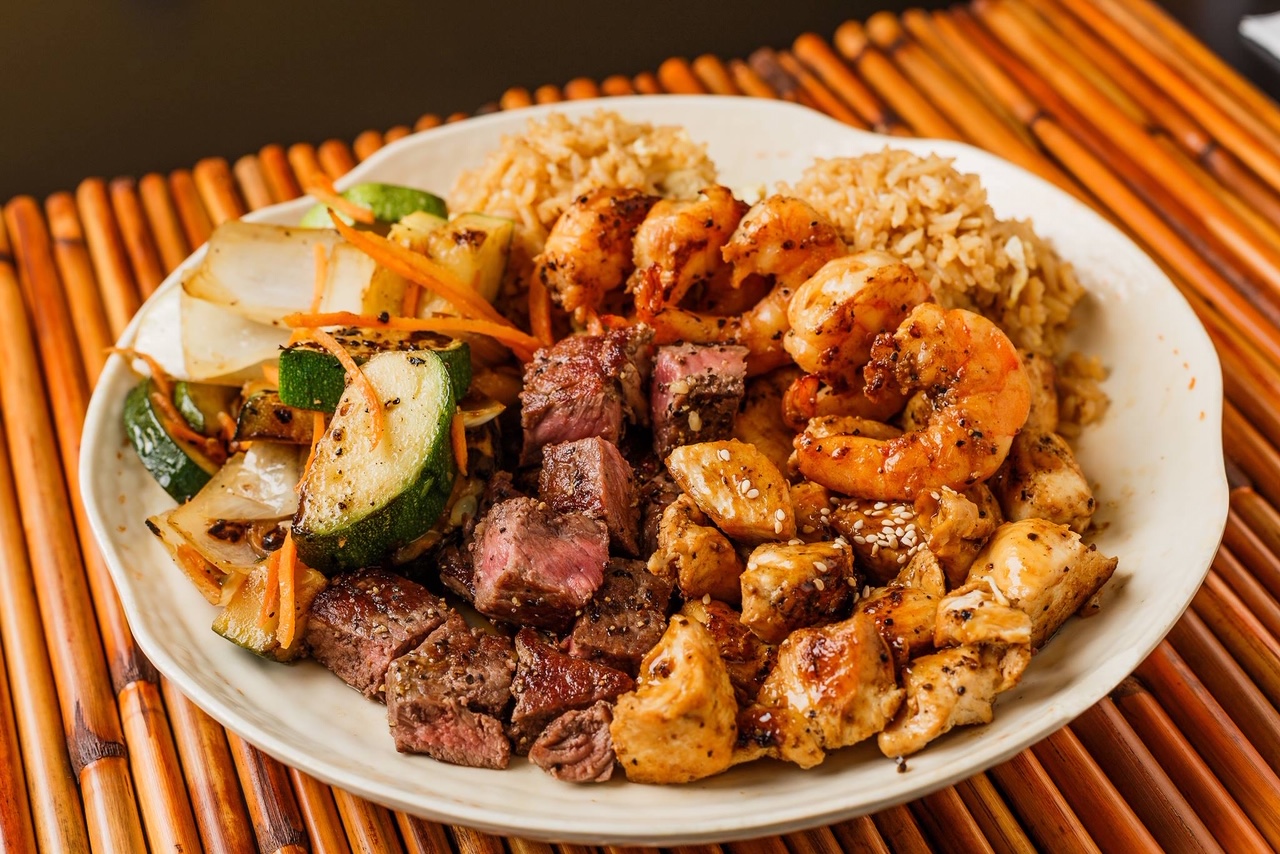 Order Steak, Chicken and Shrimp food online from Chicot Hibachi Express store, Little Rock on bringmethat.com