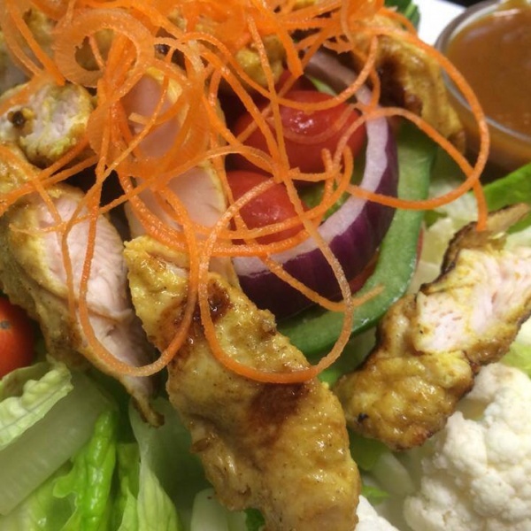 Order Grilled Chicken Salad food online from Montien boston (thai & sushi) store, Boston on bringmethat.com