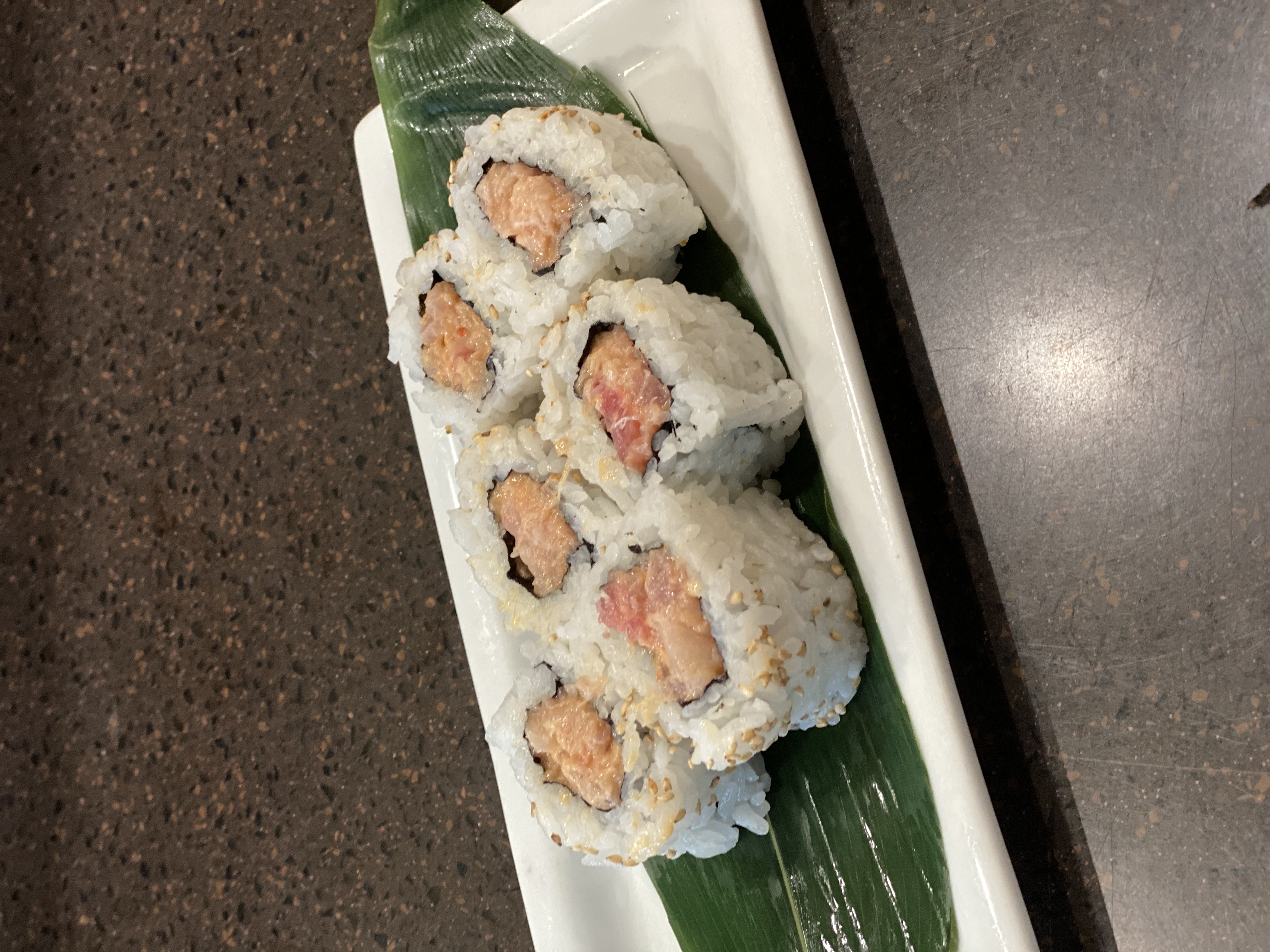 Order Spicy Yellowtail Roll food online from Kanpai Japanese Sushi Bar &amp; Gril store, Santa Monica on bringmethat.com
