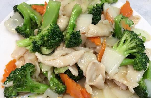 Order C3. Chicken with Broccoli food online from Hong Kong Restaurant store, Mount Vernon on bringmethat.com