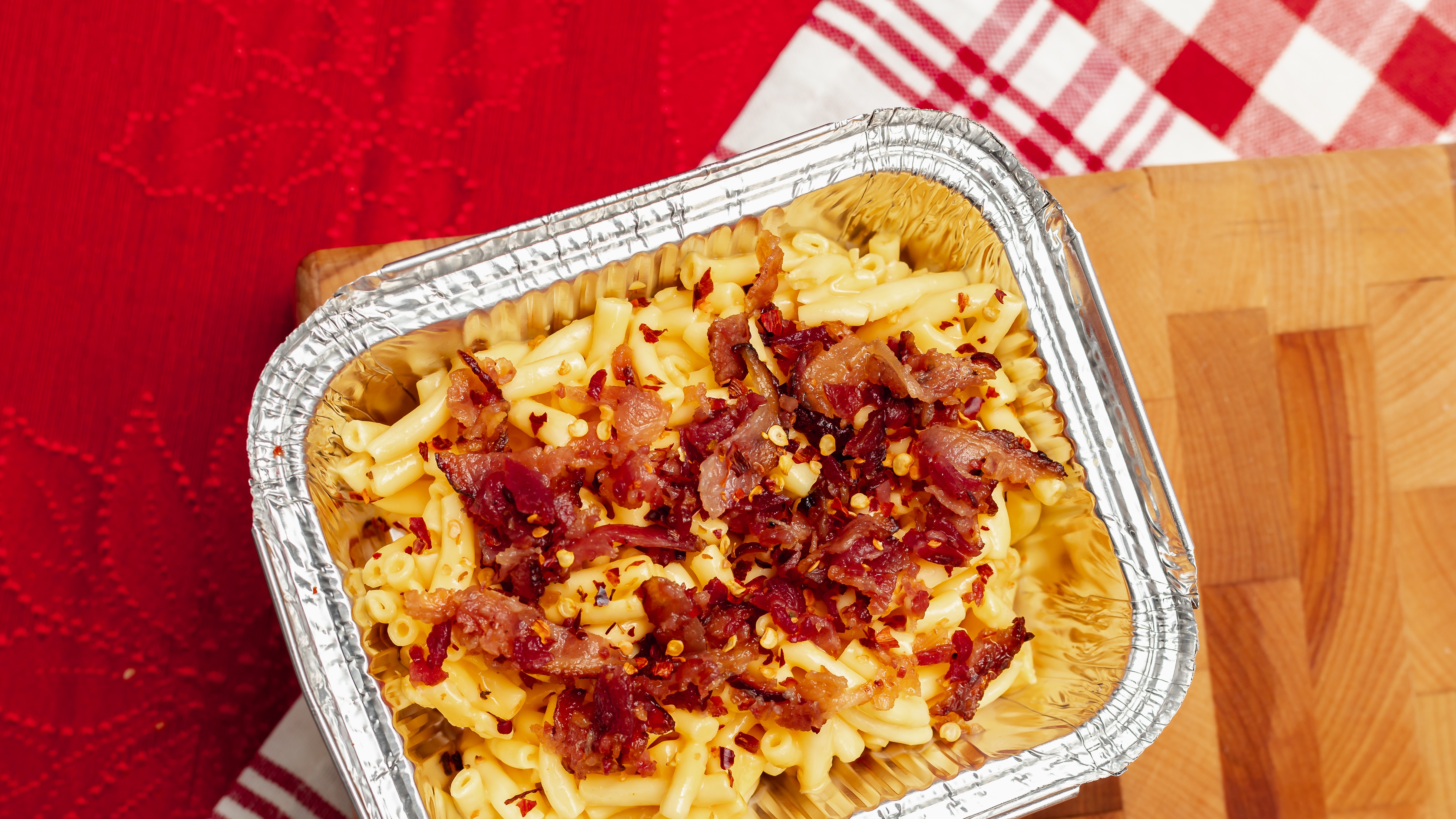 Order Bacon Mac and Cheese food online from The Chicken Chicken Place store, Bethesda on bringmethat.com