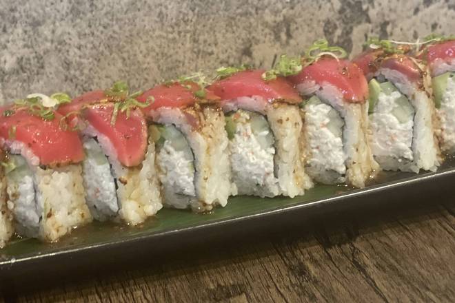Order Tuna Tataki Roll  food online from O Sushi store, San Diego on bringmethat.com