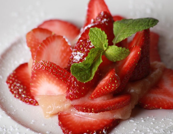 Order Strawberry Flower food online from Cesco osteria store, Bethesda on bringmethat.com